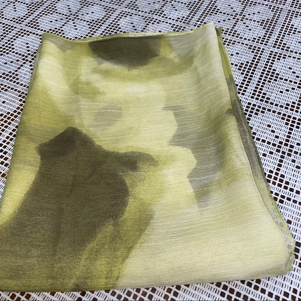 Green Mortada Scarf Ombré Shades 68 X 22 Inches Rectangle Wrap Hijab Lime Head - Picture 8 of 9